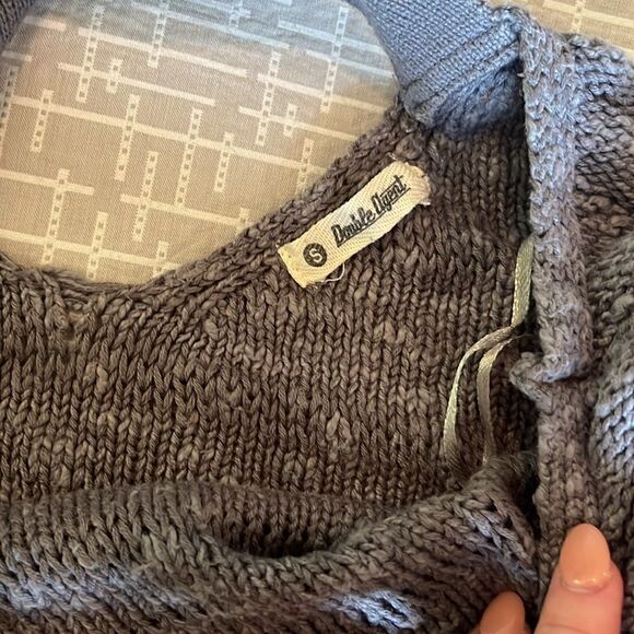 Double Agent size small back cutout sweater - Picture 2 of 3